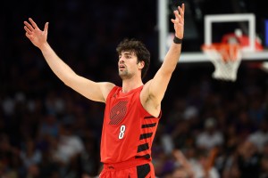 开云-真大腿！阿夫迪亚无解突破41分12助 开拓者锋线驱动体系大放异彩